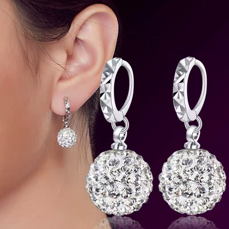 Brinco Feminino Ponto de Luz 925 – Elegância Minimalista em Prata