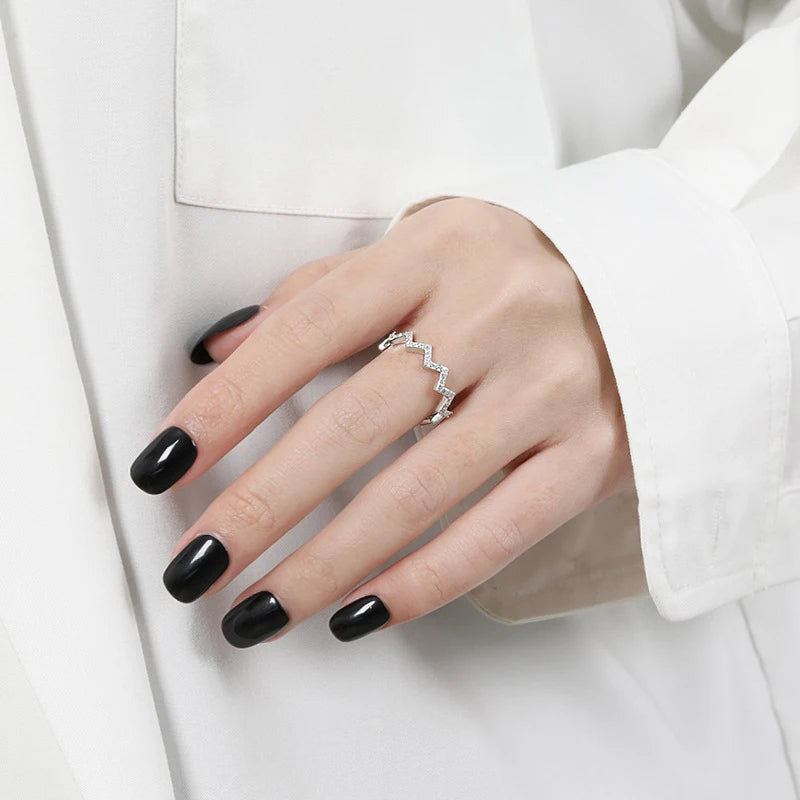 Anel Aberto Feminino em Prata  – Design Estilo Batimento Cardíaco